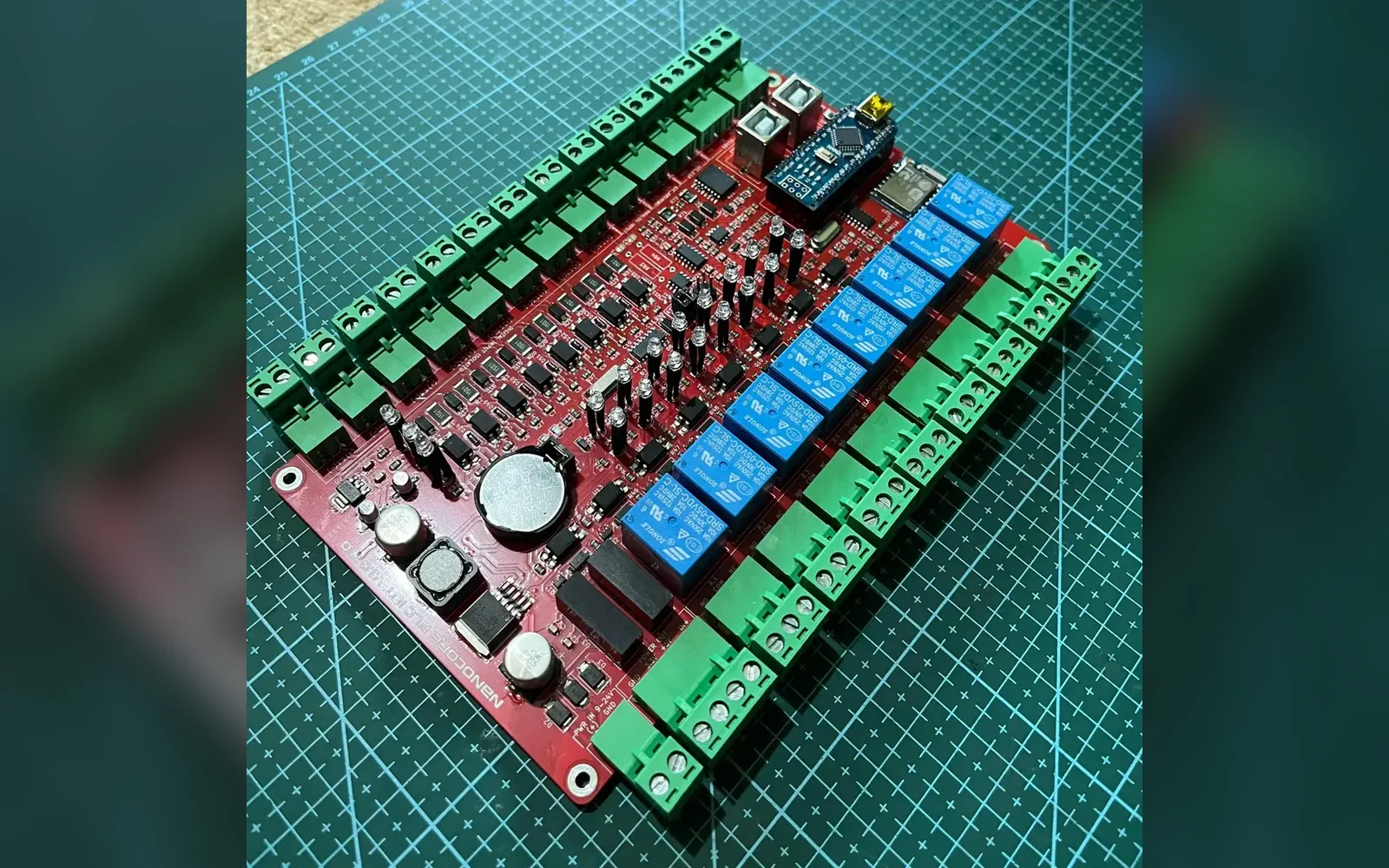 PCB Nanocore PLC IoT 8 relay hasil cetak pabrik yang sudah dirakit